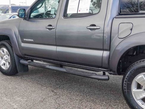 Used 2013 Toyota Tacoma PreRunner w/ TRD Sport Pkg image 11