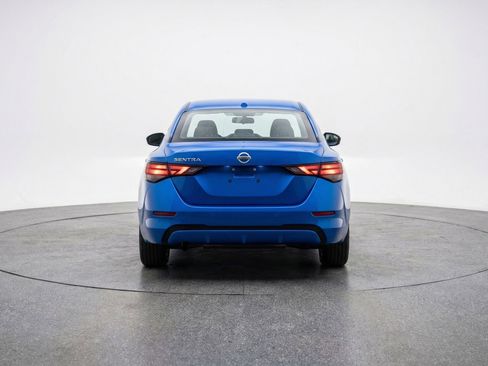 Used 2025 Nissan Sentra SV image 7