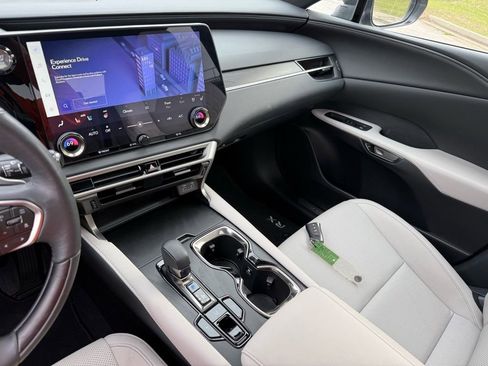 Certified 2025 Lexus RX 350 Premium image 34