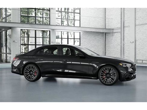New 2026 Mercedes-Benz E 53 AMG e 4MATIC Sedan image 14