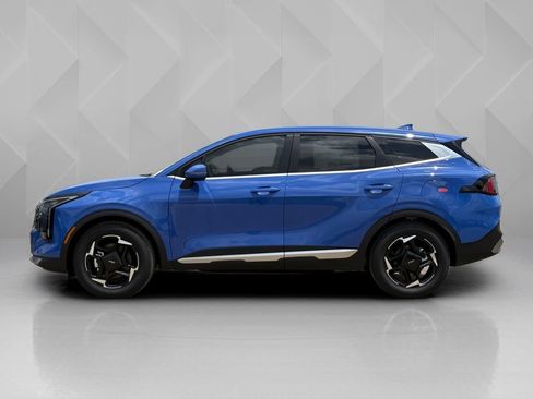 New 2026 Kia Sportage EX FWD image 8