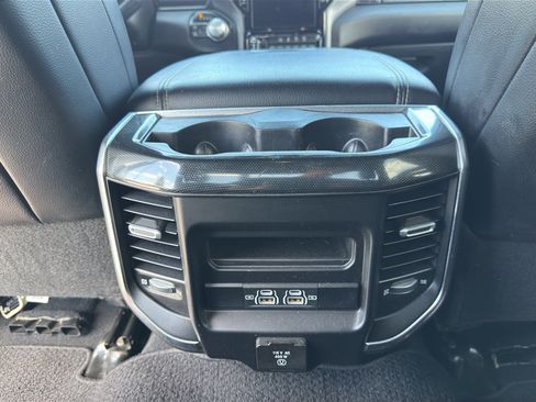 Used 2022 RAM 2500 Laramie AWD/4WD image 27