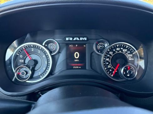 Used 2024 RAM 1500 Big Horn image 15