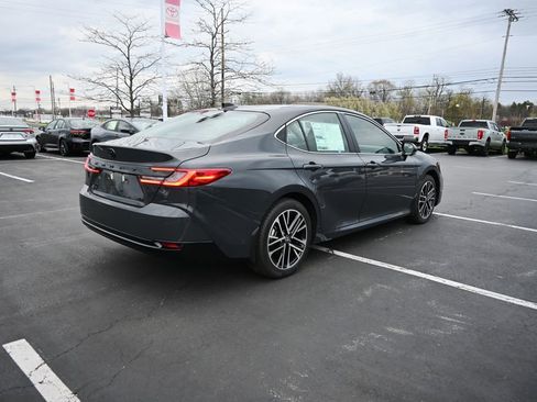 New 2026 Toyota Camry XLE AWD/4WD image 8
