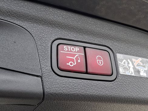 Certified 2026 Mercedes-Benz GLE 350 4MATIC image 30