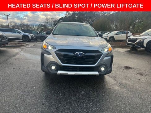 Used 2023 Subaru Outback Limited image 2
