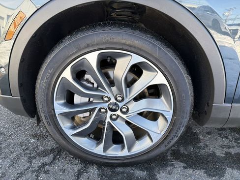 Certified 2022 Lincoln Nautilus Reserve w/ Equipment Group 201A image 30