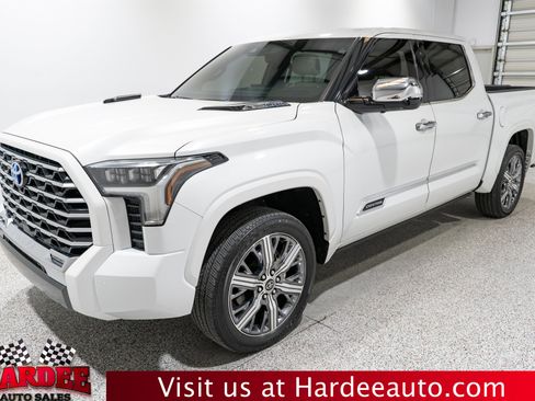 Used 2023 Toyota Tundra Capstone AWD/4WD image 2