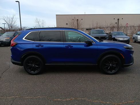 Used 2023 Honda CR-V Sport image 2