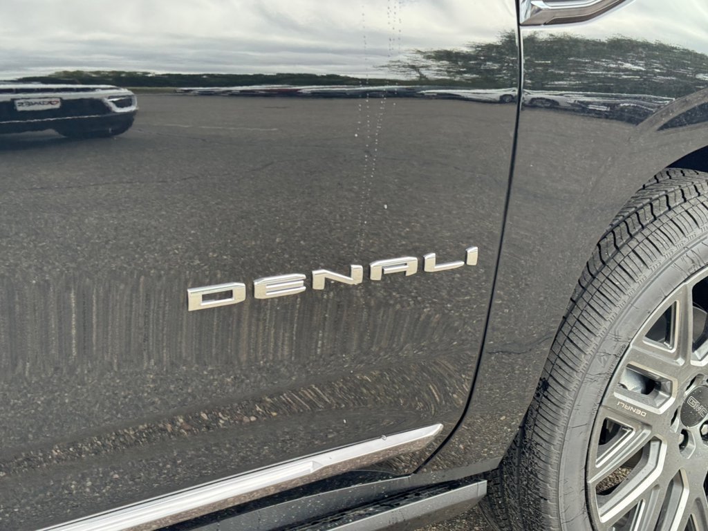 New 2026 GMC Yukon XL Denali Ultimate AWD/4WD image 21