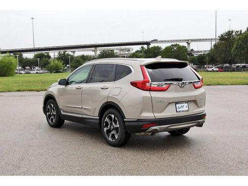Used 2018 Honda CR-V Touring image 5