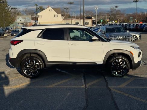 Used 2023 Chevrolet TrailBlazer LT w/ Convenience Package image 7