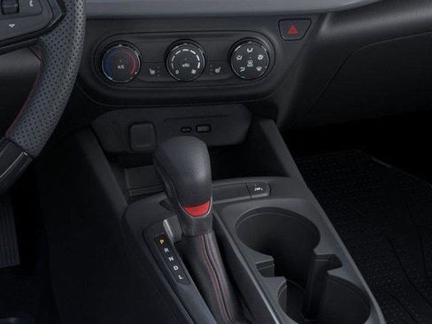 New 2025 Chevrolet Trax RS w/ Sunroof Package image 29