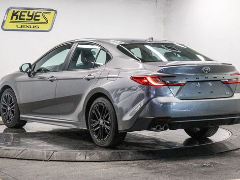 Used 2026 Toyota Camry SE FWD image 2