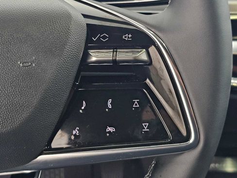 New 2026 Cadillac Lyriq Sport image 25