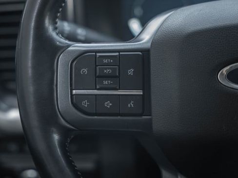 Used 2023 Ford F250 Lariat w/ Chrome Package image 35