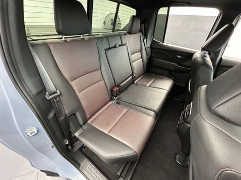 Used 2024 Honda Ridgeline Black Edition image 42