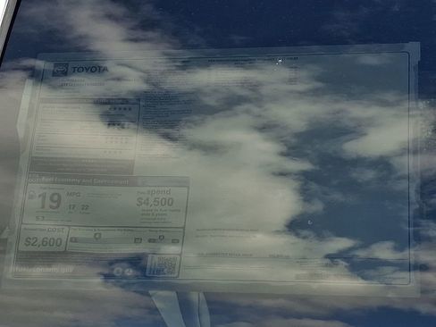 New 2026 Toyota Tundra Limited AWD/4WD image 3