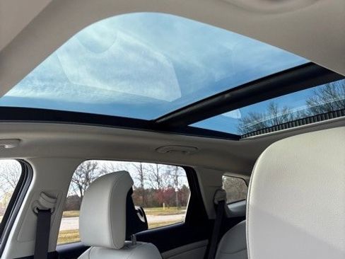 Certified 2024 Kia Sportage EX w/ EX Premium Package image 13