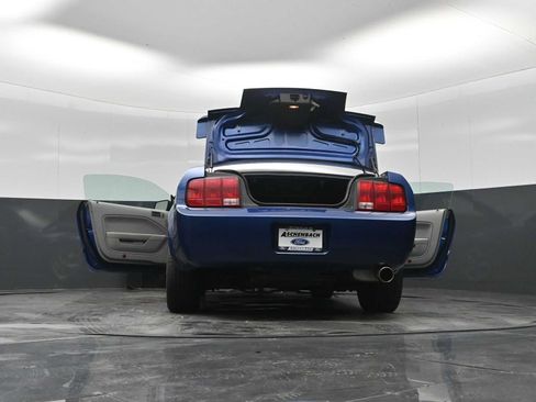 Used 2007 Ford Mustang Coupe RWD image 55