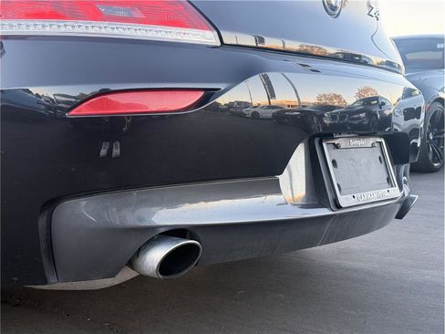 Used 2015 BMW Z4 sDrive35i image 10