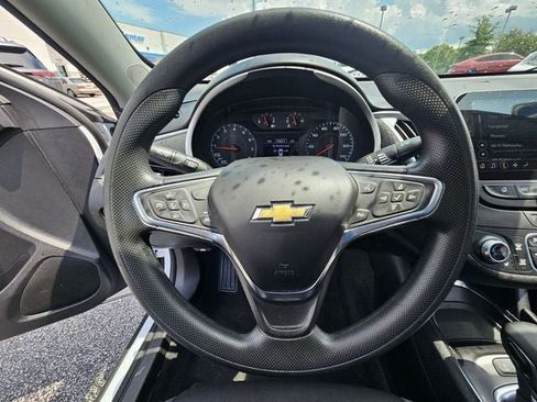 Used 2024 Chevrolet Malibu LT FWD image 30