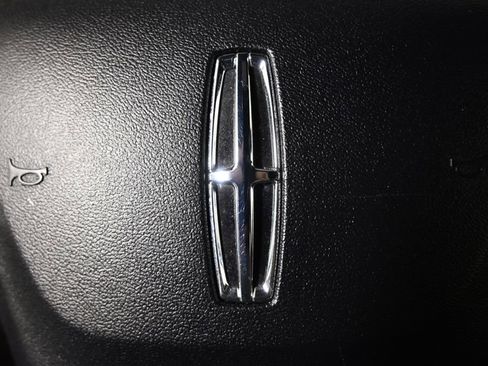 Used 2023 Lincoln Corsair Reserve w/ Equipment Group 202A image 34