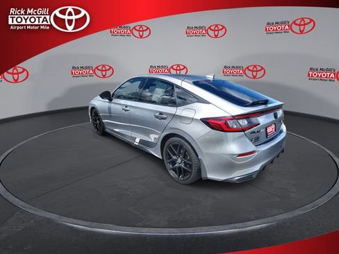 Used 2022 Honda Civic Sport image 6