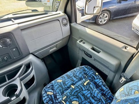 Used 2013 Ford E-350 and Econoline 350 Super Duty w/ Shuttle Bus Prep Pkg image 22