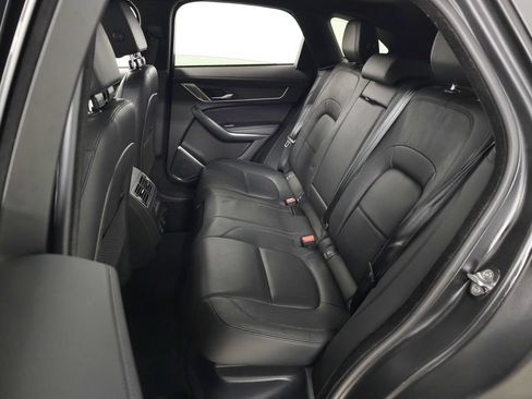 Used 2022 Jaguar F-PACE S AWD/4WD image 36