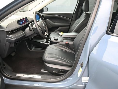 Used 2023 Ford Mustang Mach-E Premium RWD image 17