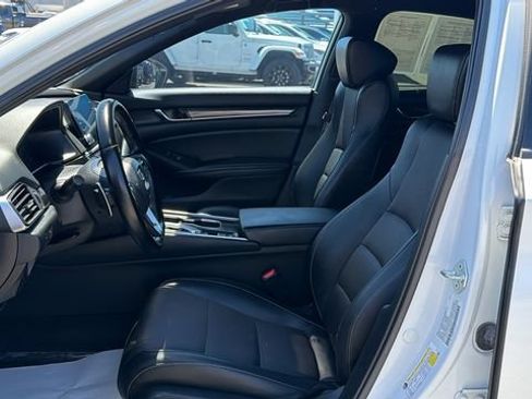Used 2021 Honda Accord Sport image 18