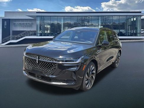 New 2026 Lincoln Nautilus Reserve AWD/4WD image 3