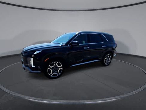 Used 2024 Hyundai Palisade Limited FWD image 4