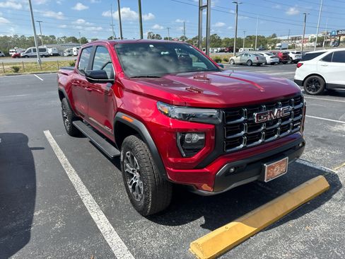 Used 2024 GMC Canyon AT4 w/ Technology Package AWD/4WD image 11