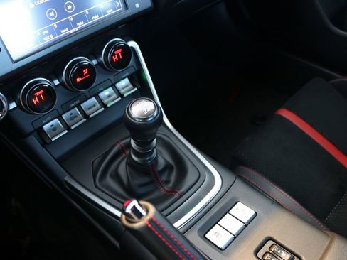 Used 2024 Subaru BRZ Limited image 40