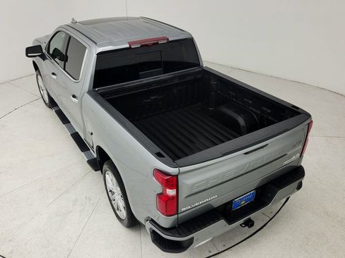 New 2026 Chevrolet Silverado 1500 High Country w/ High Country Premium Package AWD/4WD image 37