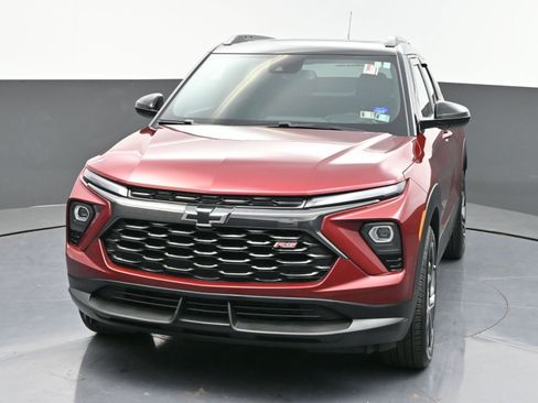 Certified 2024 Chevrolet TrailBlazer RS w/ Convenience Package AWD/4WD image 3