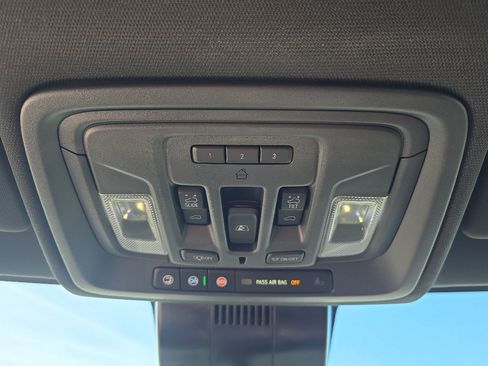Certified 2025 Chevrolet Silverado 1500 High Country w/ High Country Premium Package AWD/4WD image 20