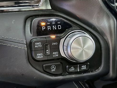 Used 2024 RAM 1500 Limited AWD/4WD image 17