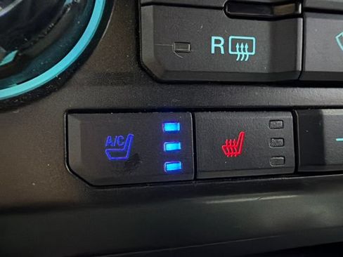 Used 2017 Ford F150 Lariat AWD/4WD image 41