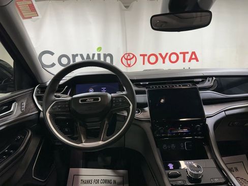 Used 2022 Jeep Grand Cherokee Limited 4xe image 20