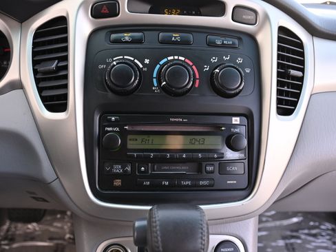 Used 2006 Toyota Highlander Sport FWD image 20