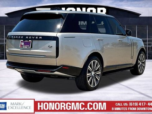 Used 2023 Land Rover Range Rover SE AWD/4WD image 7