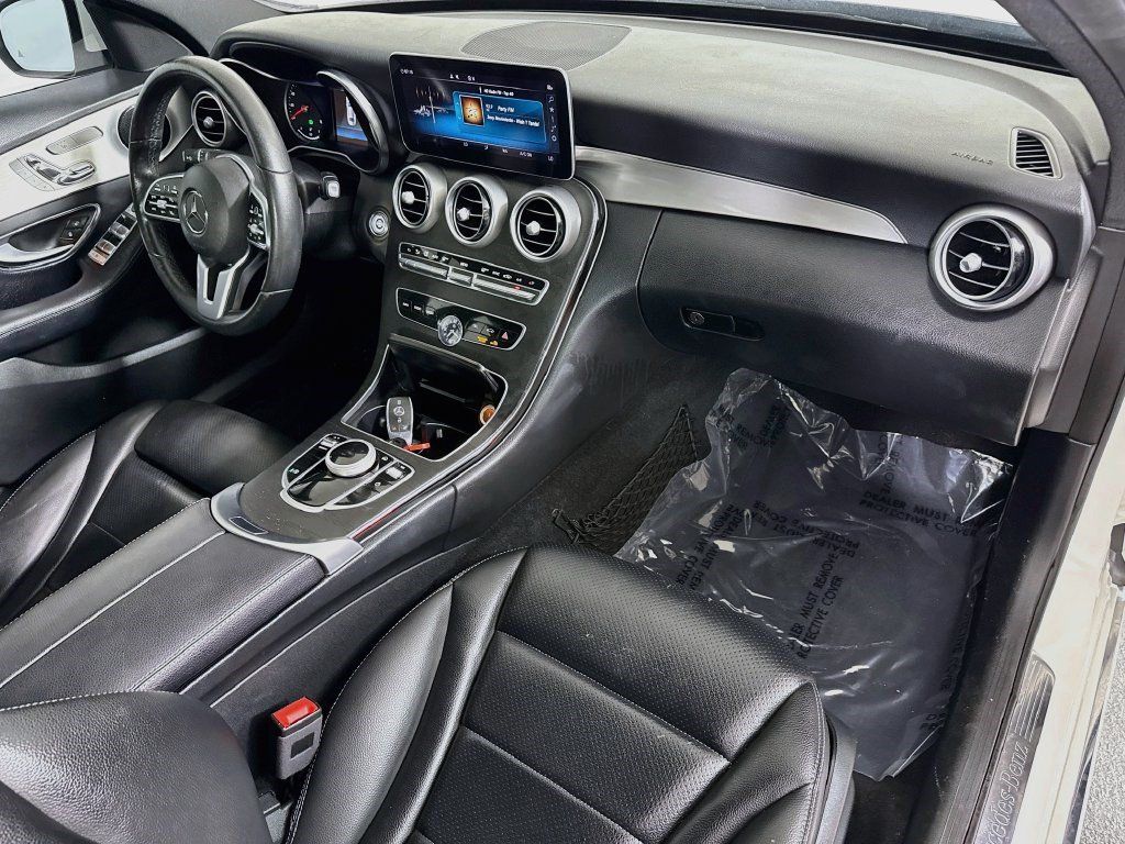 Used 2019 Mercedes-Benz C 300 Sedan w/ Premium Package image 29