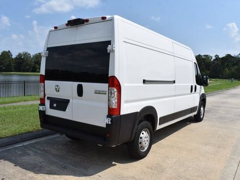 Used 2023 RAM ProMaster 2500 FWD image 4