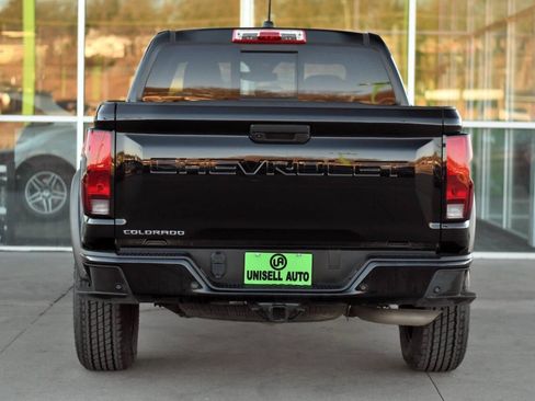 Used 2024 Chevrolet Colorado Trail Boss w/ Advanced Trailering Package image 6