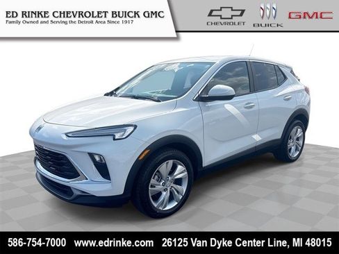 Certified 2024 Buick Encore GX Preferred w/ Comfort Package FWD image 1
