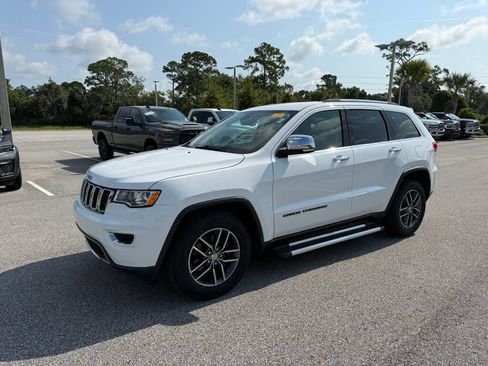 Used 2018 Jeep Grand Cherokee Limited RWD image 7