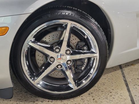 Used 2013 Chevrolet Corvette Coupe w/ 3LT Preferred Equipment Group RWD image 8